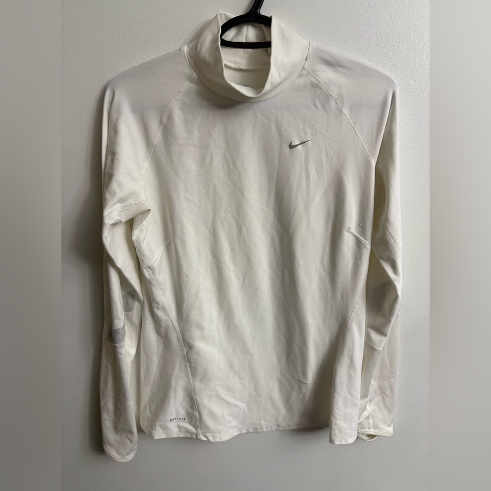 Nike activewear Dri-FIT Cream Long Sleeve Shirt medium